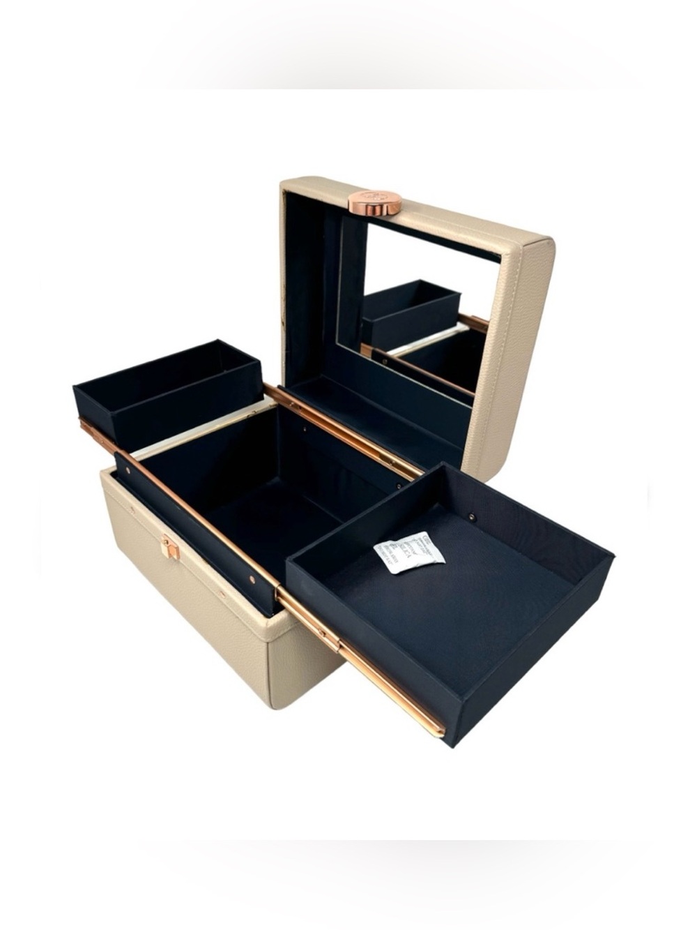CABOODLES Lifestyle train case, NWT